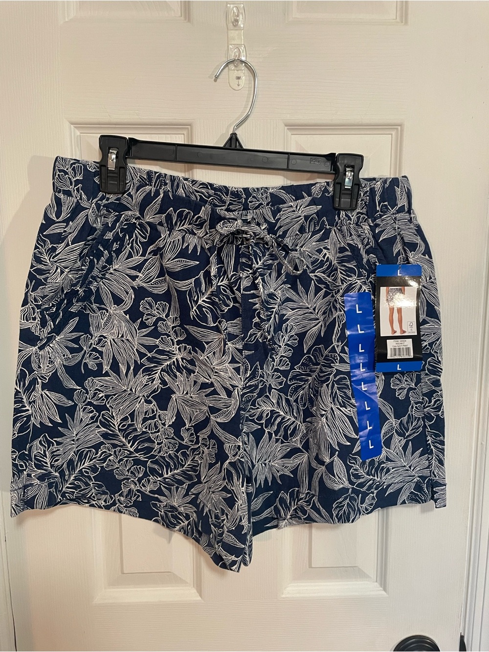 Briggs New York Navy Blue Floral Drawstring Athletic Shorts